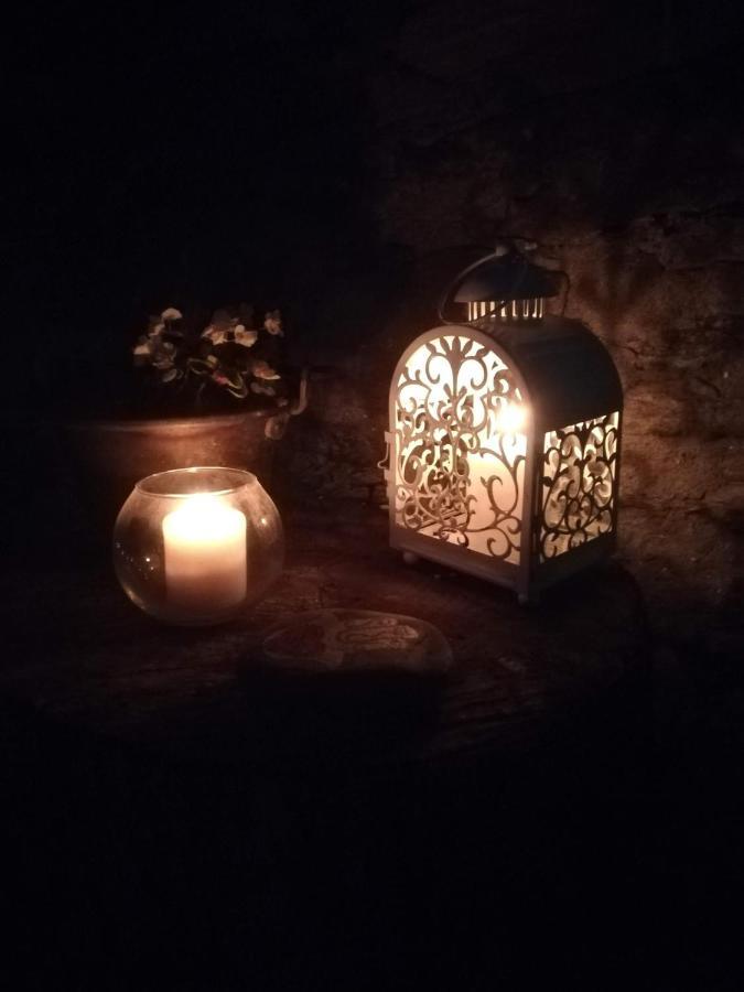 Shanty Calasca-Castiglione Luaran gambar