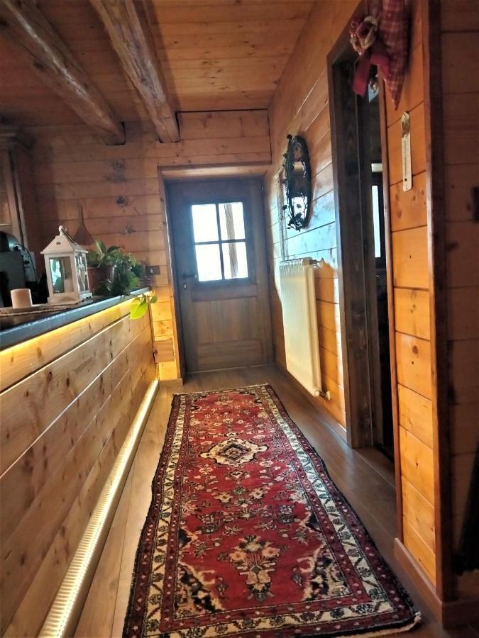 Shanty Calasca-Castiglione Luaran gambar